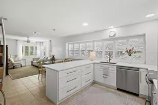 4706 Dundee Dr, Bradenton, FL 34210 - Photo 13