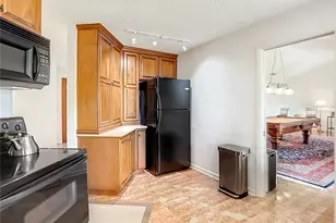 3870 Torrey Pines Blvd, Sarasota, FL 34238 - Photo 11