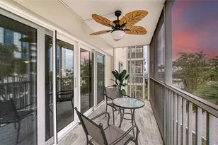 800 Benjamin Franklin Dr, Sarasota, FL 34236 - Photo 17