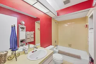 4101 Center Gate Blvd, Sarasota, FL 34233 - Photo 23