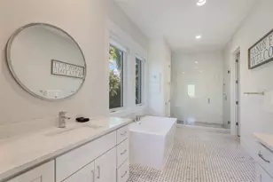 50 N Shore Dr, Anna Maria, FL 34216 - Photo 23