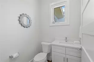 50 N Shore Dr, Anna Maria, FL 34216 - Photo 29