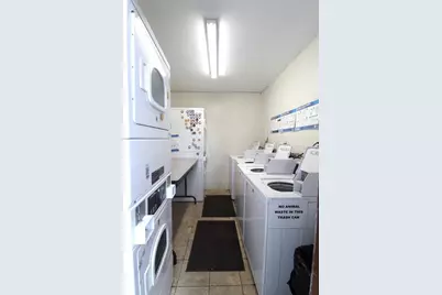 3001 Bee Ridge Road #219, Sarasota, FL 34239 - Photo 17