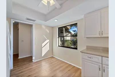 365 Oak Hill Way #32, Sarasota, FL 34232 - Photo 9