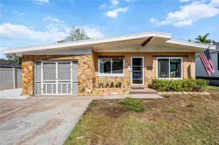 1915 3rd Ave E, Bradenton, FL 34208 - Photo 1