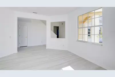 5121 Glade Fern Court, Sarasota, FL 34238 - Photo 13