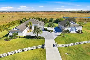 3467 Compound Ct, Sarasota, FL 34240 - Photo 3