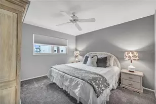 915 Beach Rd, Sarasota, FL 34242 - Photo 15