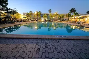 2755 Coconut Bay Ln 2M Ln, Sarasota, FL 34237 - Photo 21