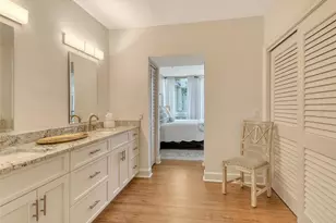 1115 Gulf of Mexico Dr, Longboat Key, FL 34228 - Photo 19