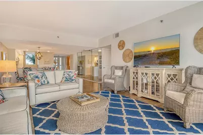 1115 Gulf Of Mexico Drive #304, Longboat Key, FL 34228 - Photo 15