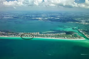 1115 Gulf of Mexico Dr, Longboat Key, FL 34228 - Photo 33