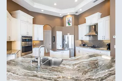 7311 Westminster Court, University Park, FL 34201 - Photo 21