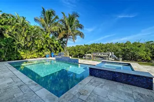 5326 Siesta Cove Dr, Sarasota, FL 34242 - Photo 79