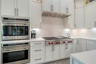 5326 Siesta Cove Dr, Sarasota, FL 34242 - Photo 21