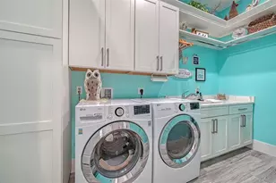 5326 Siesta Cove Dr, Sarasota, FL 34242 - Photo 75