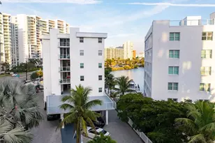 660 Golden Gate Point, Sarasota, FL 34236 - Photo 5