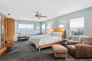 660 Golden Gate Point, Sarasota, FL 34236 - Photo 11