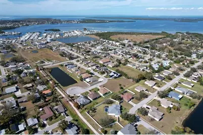 2105 14th Street W, Palmetto, FL 34221 - Photo 35