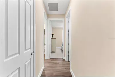 17802 Eastbrook Terrace, Lakewood Ranch, FL 34202 - Photo 5