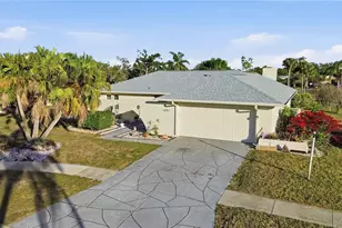 1691 Fleetwood Dr, Sarasota, FL 34232 - Photo 1