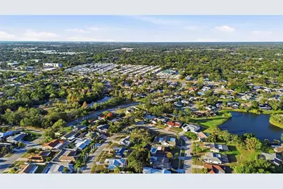 1691 Fleetwood Drive, Sarasota, FL 34232 - Photo 33