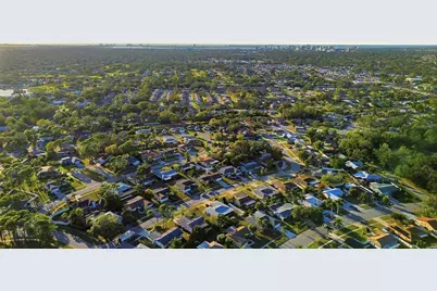 1691 Fleetwood Drive, Sarasota, FL 34232 - Photo 31