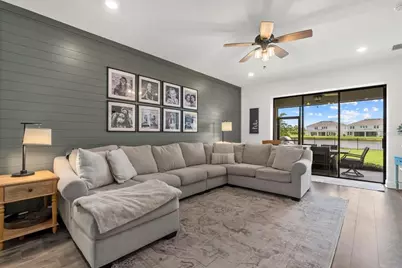 16419 Paynes Mill Drive, Lakewood Ranch, FL 34211 - Photo 9