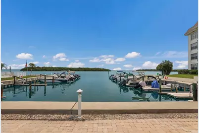 535 Sutton Place, Longboat Key, FL 34228 - Photo 3