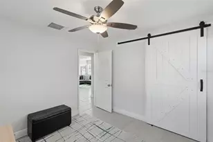 6531 2nd Ave S, Saint Petersburg, FL 33707 - Photo 19