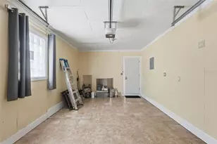 6531 2nd Ave S, Saint Petersburg, FL 33707 - Photo 33