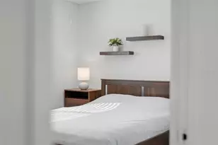 6531 2nd Ave S, Saint Petersburg, FL 33707 - Photo 17