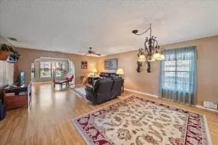 4735 Oak Hill Dr, Sarasota, FL 34232 - Photo 7