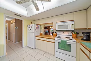 4735 Oak Hill Dr, Sarasota, FL 34232 - Photo 21