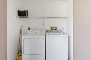 646 Bird Bay Dr E, Venice, FL 34285 - Photo 33