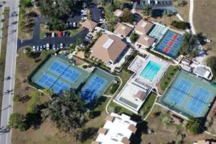 646 Bird Bay Dr E, Venice, FL 34285 - Photo 3