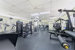 646 Bird Bay Dr E, Venice, FL 34285 - Photo 41