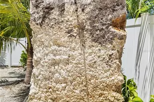 3014 Gulf Dr, Holmes Beach, FL 34217 - Photo 15