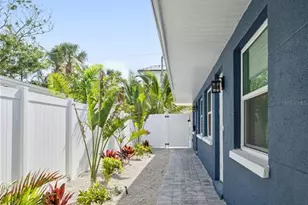 3016 Gulf Dr, Holmes Beach, FL 34217 - Photo 27