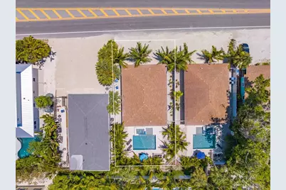 3016 Gulf Drive, Holmes Beach, FL 34217 - Photo 3