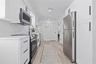 3016 Gulf Dr, Holmes Beach, FL 34217 - Photo 19