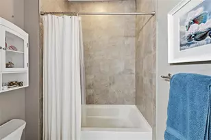 5879 Cavano Dr, Sarasota, FL 34231 - Photo 29