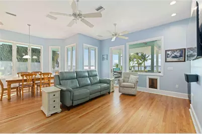 2207 5th Street W, Palmetto, FL 34221 - Photo 13