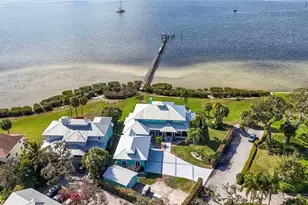 2207 5th St W, Palmetto, FL 34221 - Photo 65