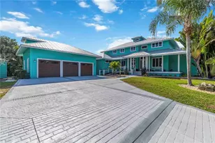 2207 5th St W, Palmetto, FL 34221 - Photo 1