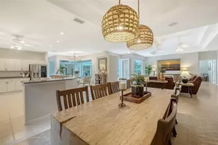 8117 Misty Oaks Blvd, Sarasota, FL 34243 - Photo 23