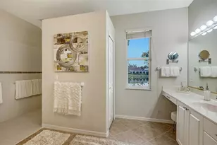 8117 Misty Oaks Blvd, Sarasota, FL 34243 - Photo 45