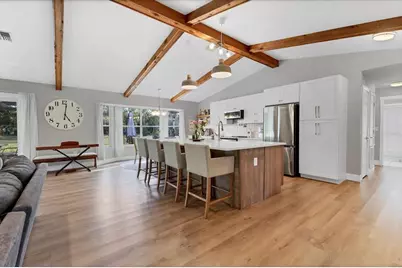 6812 41st Avenue E, Bradenton, FL 34208 - Photo 3