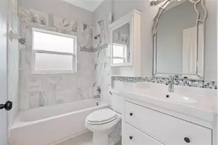 2405 Valentine St, Sarasota, FL 34238 - Photo 9