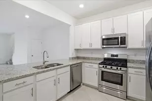 14740 Lyla Ter, Lakewood Ranch, FL 34211 - Photo 11